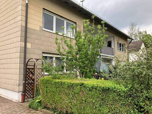 Haus_Straßenansicht - 