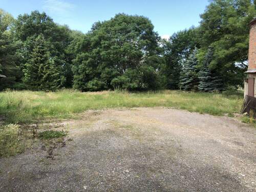 Blick in den Garten - Grundstück in Bad Dürrenberg zum Kaufen