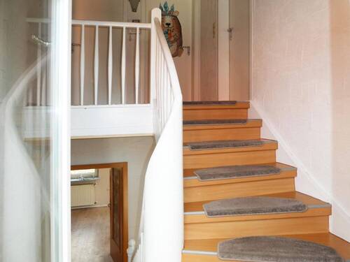 Treppe zum DG - 