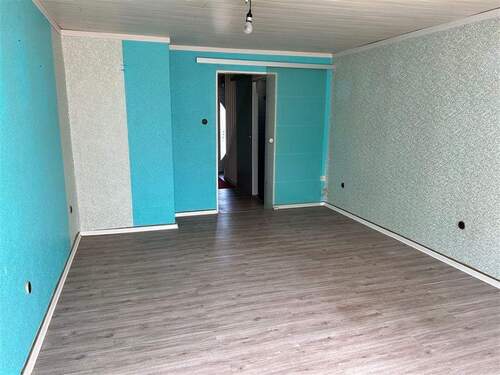 Wohn- und Esszimmer mit Möglichkeiten - 3 Zimmer Reihenmittelhaus in Kiel