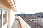 Mit tollem Weitblick - 4 Zimmer Etagenwohnung in Frankfurt am Main