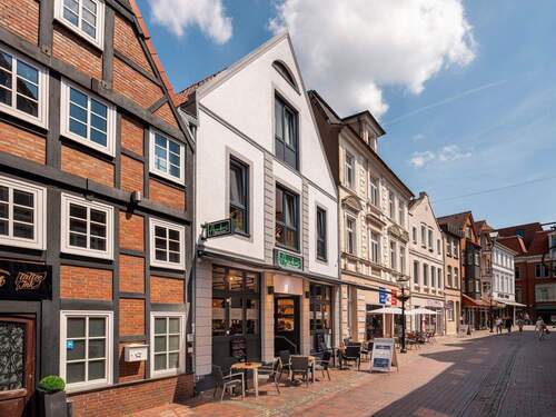 Bild Ritterstrasse 12 - Charmantes Mehrfamilienhaus im Herzen der Buxtehuder Altstadt