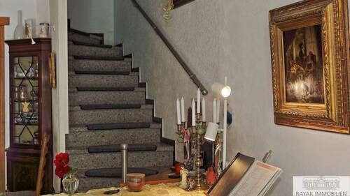 Treppe zum 1. OG - 