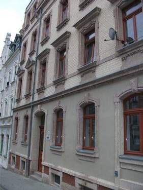 Hausansicht - 2 Zimmer Etagenwohnung zur Miete in Chemnitz
