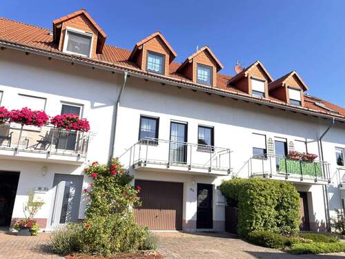 Hausansicht - 4 Zimmer Reihenmittelhaus zum Kaufen in Ilmenau