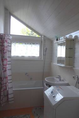 Tageslichtbad - Etagenwohnung mit 53,00 m&sup2; in Pforzheim zur Miete