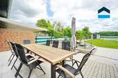 ... mit Zugang zur Terrasse - 
