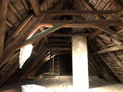 Dachboden mit Ausbaupotential - 