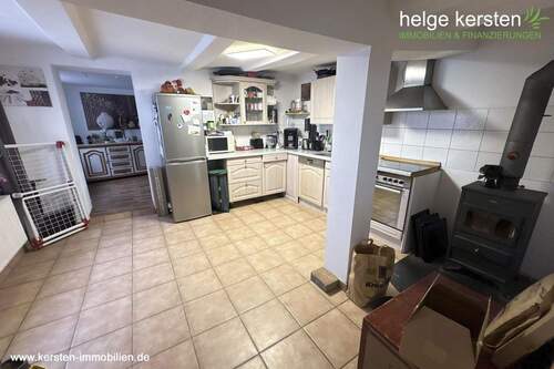 Küche - 5 Zimmer Einfamilienhaus in Spangenberg