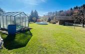 Ansicht Gartenhaus mit Pool - 