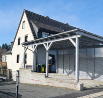 **Großzügige Doppelhaushälfte in idyllischer Naturlage - Wohnen mit viel Raum und Lebensqualität** - Kirchenlamitz