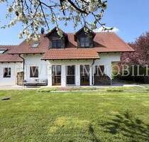 Viel Platz und Anspruch inklusive, EFH in ruhiger Lage mit Doppelgarage - Tiefenbach Ast