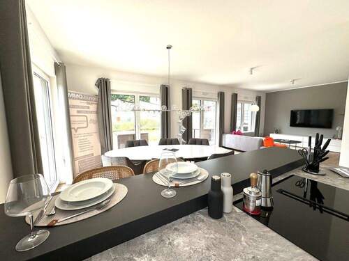 Blick aus der Küche - Mehrfamilienhaus, Wohnhaus mit 161,30 m&sup2; in Hameln zum Kaufen