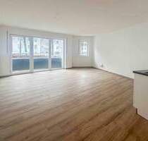 Bei SATURN-Arena: Stilvolles neuwertiges 1-Zimmer-Apartement mit Loggia & Tiefgaragen-Stellplatz - Ingolstadt