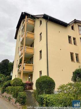 11 - Erstbezug nach Komplett-Modernisierung 2-Zimmer-Wohnung mit Balkon - Fahrstuhl im Haus