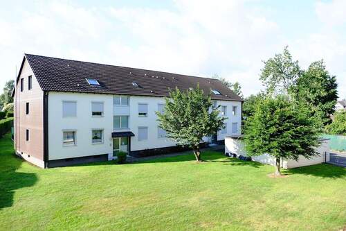 Außenaufnahme - 3,5-Raum Etagenwohnung für Sie! *von PRIVAT*