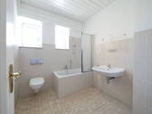Erdgeschoss - Badezimmer - 