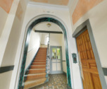 Hauseingang - 3 Zimmer Etagenwohnung zum Kaufen in Berlin