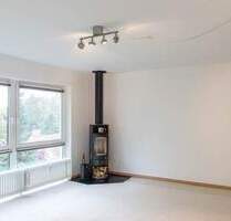 HOMESK - Bezugsfreie 4-Zimmer-Wohnung mit Loggia, Kamin und KFZ-Stellplatz in Lichterfelde - Berlin