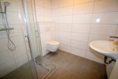 Bad Whg1.jpg - 7 Zimmer Mehrfamilienhaus, Wohnhaus zum Kaufen in Heidesheim am Rhein