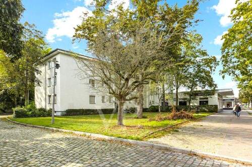 Gebäude - 3 Zimmer Etagenwohnung zum Kaufen in Berlin / Schmargendorf