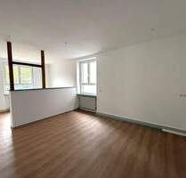 Altbaucharme trifft Neckarlage - frisch renovierte 3-Zimmer-Wohnung im Herzen von Heilbronn