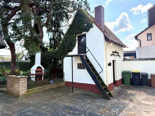 Innenhof - Einfamilienhaus mit 106,50 m² in Langenzenn zum Kaufen