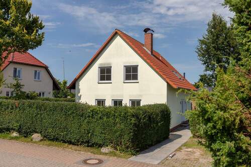 Das gut geschütze Einfamilienhaus - 4 Zimmer Einfamilienhaus zum Kaufen in Putbus