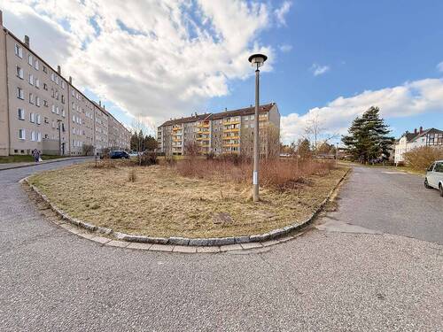 83_1.jpg - AUKTION: Baugrundstück in zentraler Lage