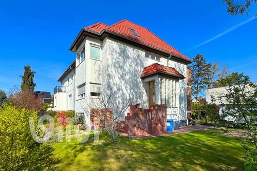 Hausansicht / house view - 5 Zimmer Doppelhaushälfte in Berlin
