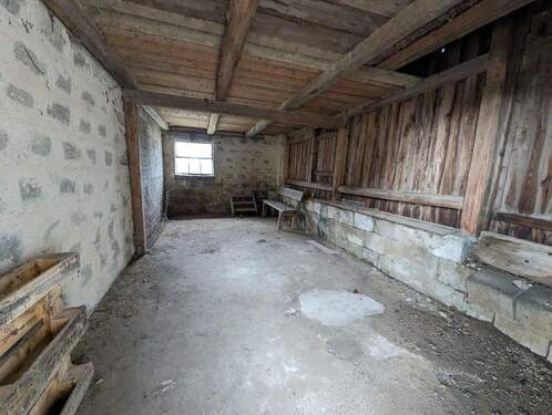 Abstellfläche Nebengebäude - 