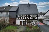 Frontansicht - 4 Zimmer Einfamilienhaus in Herborn / Merkenbach