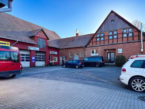 Werkstatt und MFH - Mehrfamilienhaus, Wohnhaus mit 320,00 m&sup2; in Barsinghausen zum Kaufen
