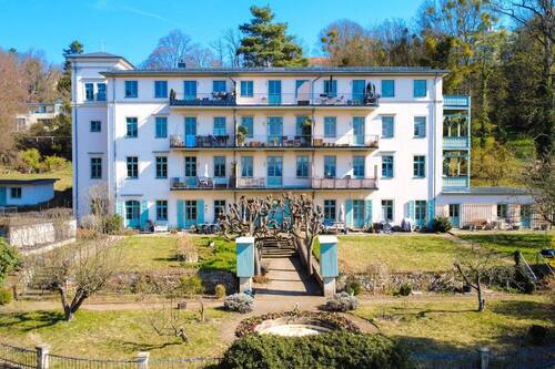 Hofansicht - Exklusive 4-Zimmer-Wohnung in traumhafter Lage von Loschwitz!