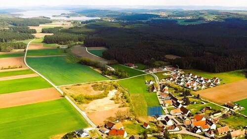 Grundstück blau markiert - 
