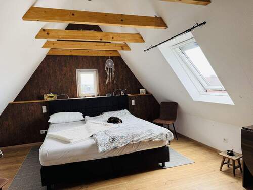 Schlafzimmer DG - 