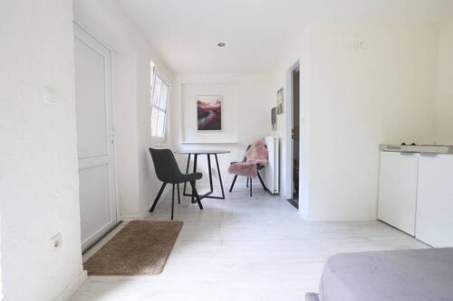 Separates Gäste-/Vermietungszimmer mit Kochnische - 