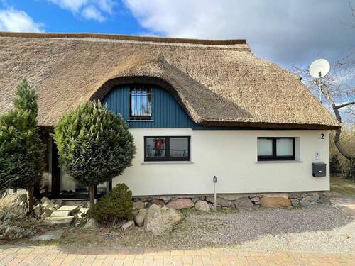 Die stilvolle Fassade - 2 Zimmer Doppelhaushälfte zum Kaufen in Lohme