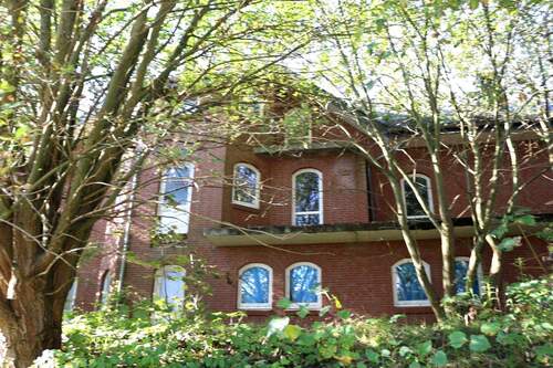 Tönningstedt Front Nord-West-Seite Zugang - 1 Zimmer Mehrfamilienhaus, Wohnhaus zum Kaufen in Sülfeld