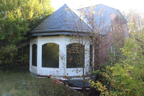 Tönningstedt Villa Wintergarten - Mehrfamilienhaus, Wohnhaus in Sülfeld zum Kaufen