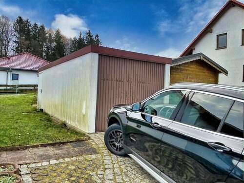 Garage - Einfamilienhaus mit 97,00 m&sup2; in Falkenstein zum Kaufen