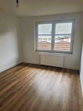 Zimmer 2 - 