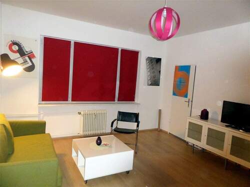 03 - 1 Zimmer Etagenwohnung in Berlin