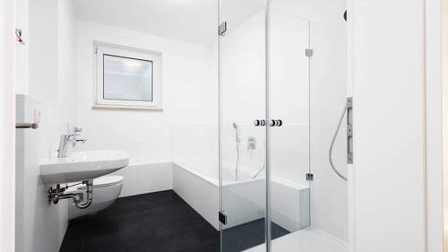 Whg. 5 & 6 - Etagenwohnung mit 425,00 m² in Lappersdorf zum Kaufen