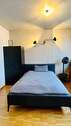 Schlafbereich mit Schrank - 
