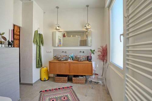 Teilansicht Duschbad im Obergeschoss - 