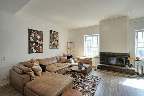 Wohnbereich mit Kamin - 