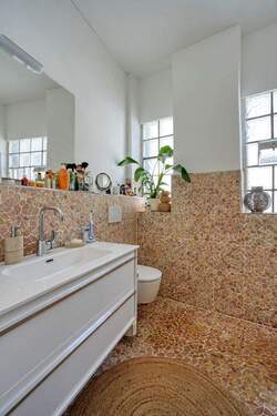 Teilansicht Duschbad im Erdgeschoss - 