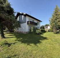 Freistehendes Einfamilienhaus auf großem Grund - Sanierungsbedarf - Kolbermoor