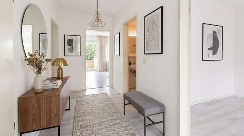 Flur - Etagenwohnung mit 93,40 m&sup2; in Hamburg zum Kaufen